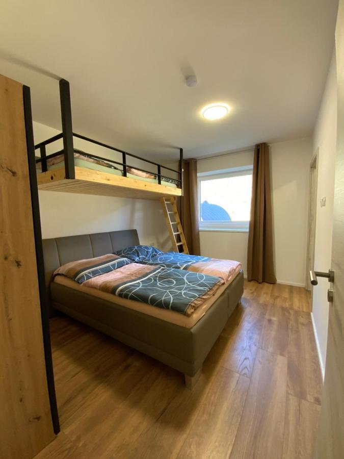 Deluxefort Fuer 10 Gaeste Mit Eigenem Whirlpool Und Fasssauna Imst Buitenkant foto