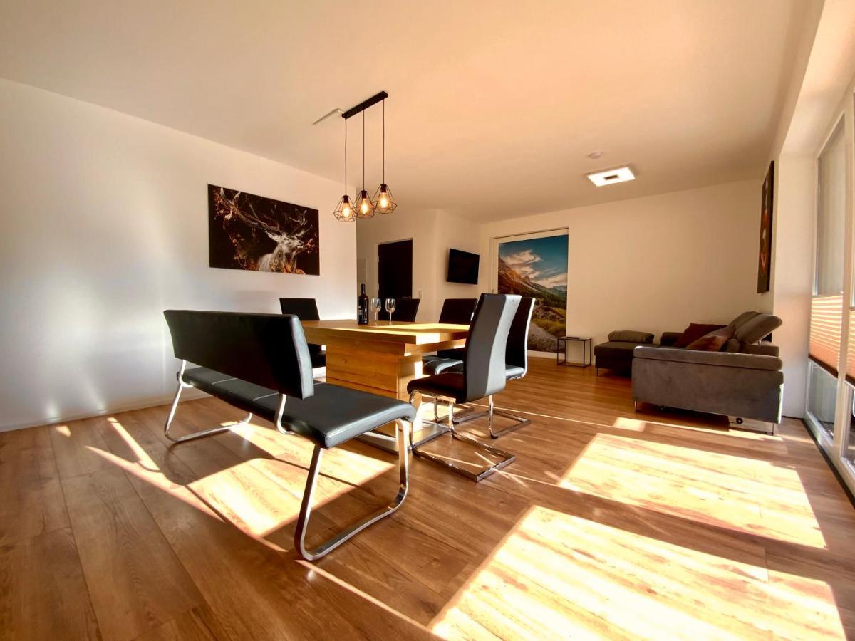 Deluxefort Fuer 10 Gaeste Mit Eigenem Whirlpool Und Fasssauna Imst Buitenkant foto